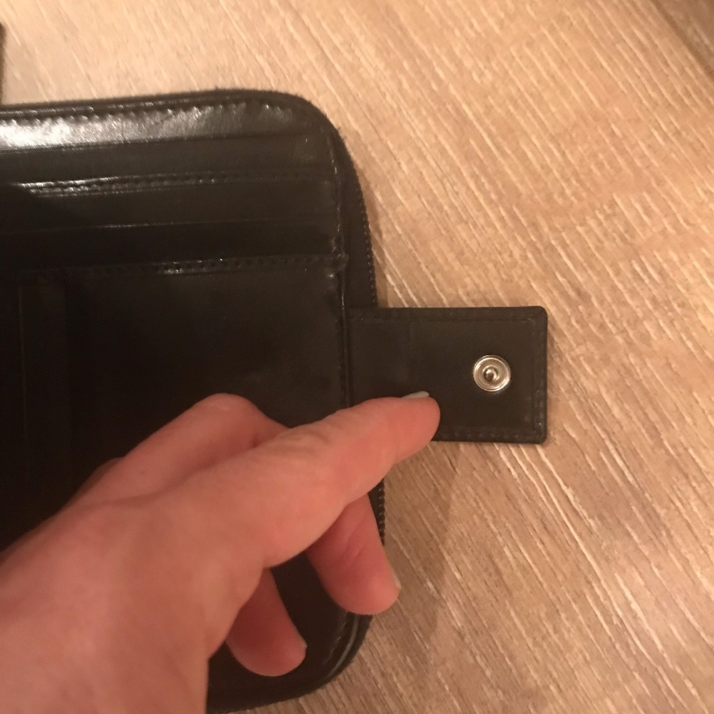 Leather Prada Wallet - Picture 3 of 7